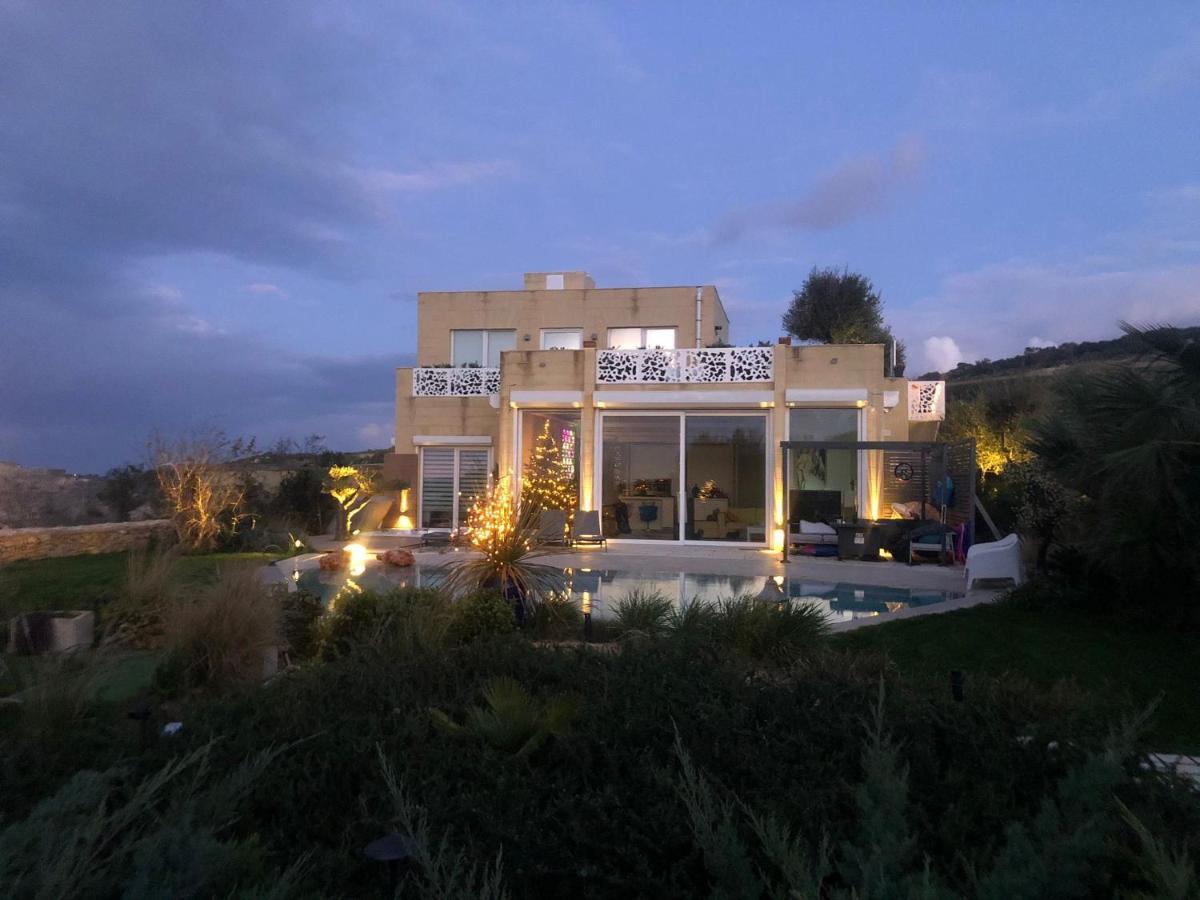 Sunset Oasis Villa L-Imgarr ภายนอก รูปภาพ