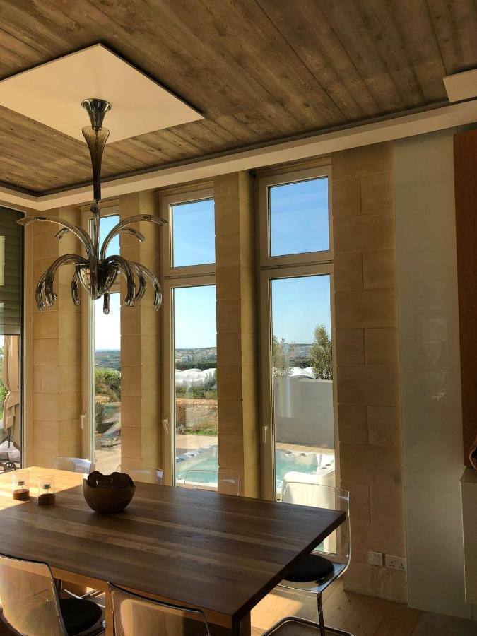 Sunset Oasis Villa L-Imgarr ภายนอก รูปภาพ